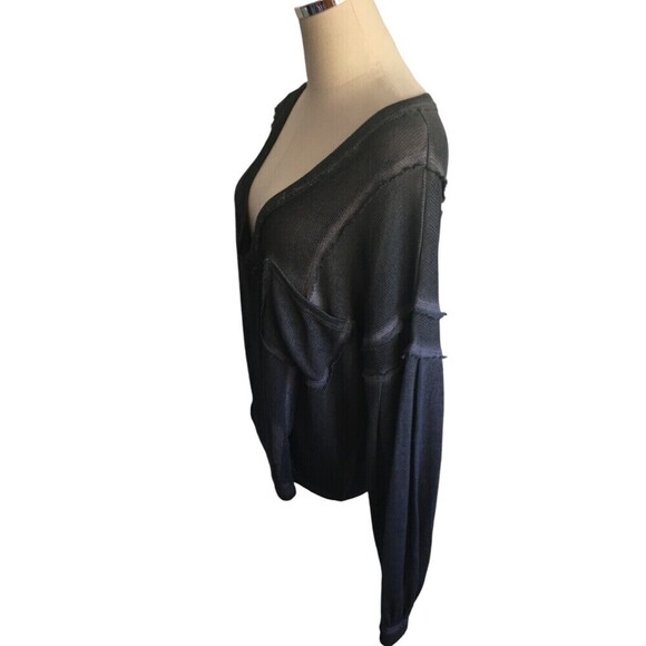 Vici Sweater Women's Size Large Gray V-Neck Raw Hem Long Sleeve - Picture 4 of 7